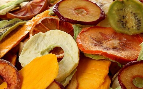 مزایا و معایب سلامت میوه های خشک